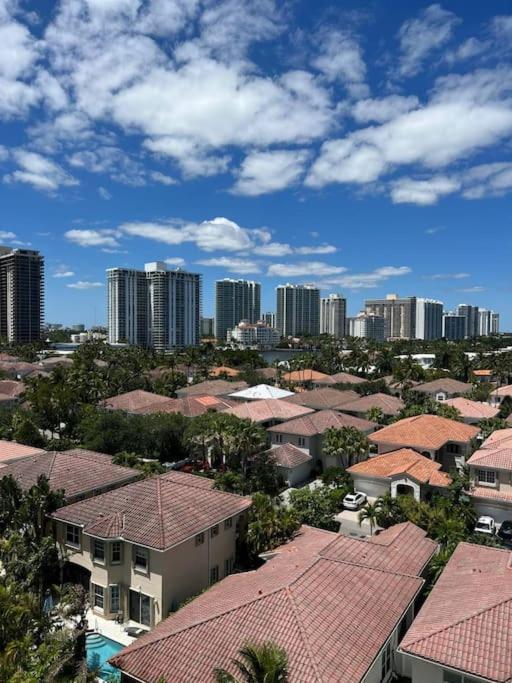 Sunny Isles Beach Spacious Apartment Ngoại thất bức ảnh