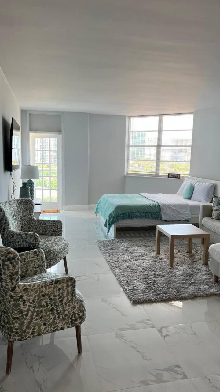 Sunny Isles Beach Spacious Apartment Ngoại thất bức ảnh