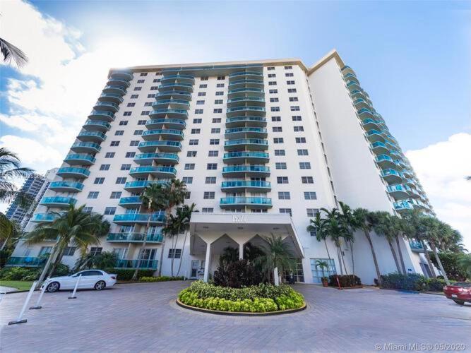 Sunny Isles Beach Spacious Apartment Ngoại thất bức ảnh